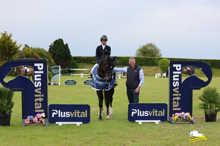 Niamh McEvoy Dominates Opening Leg of Plusvital Premier Series at Barnadown