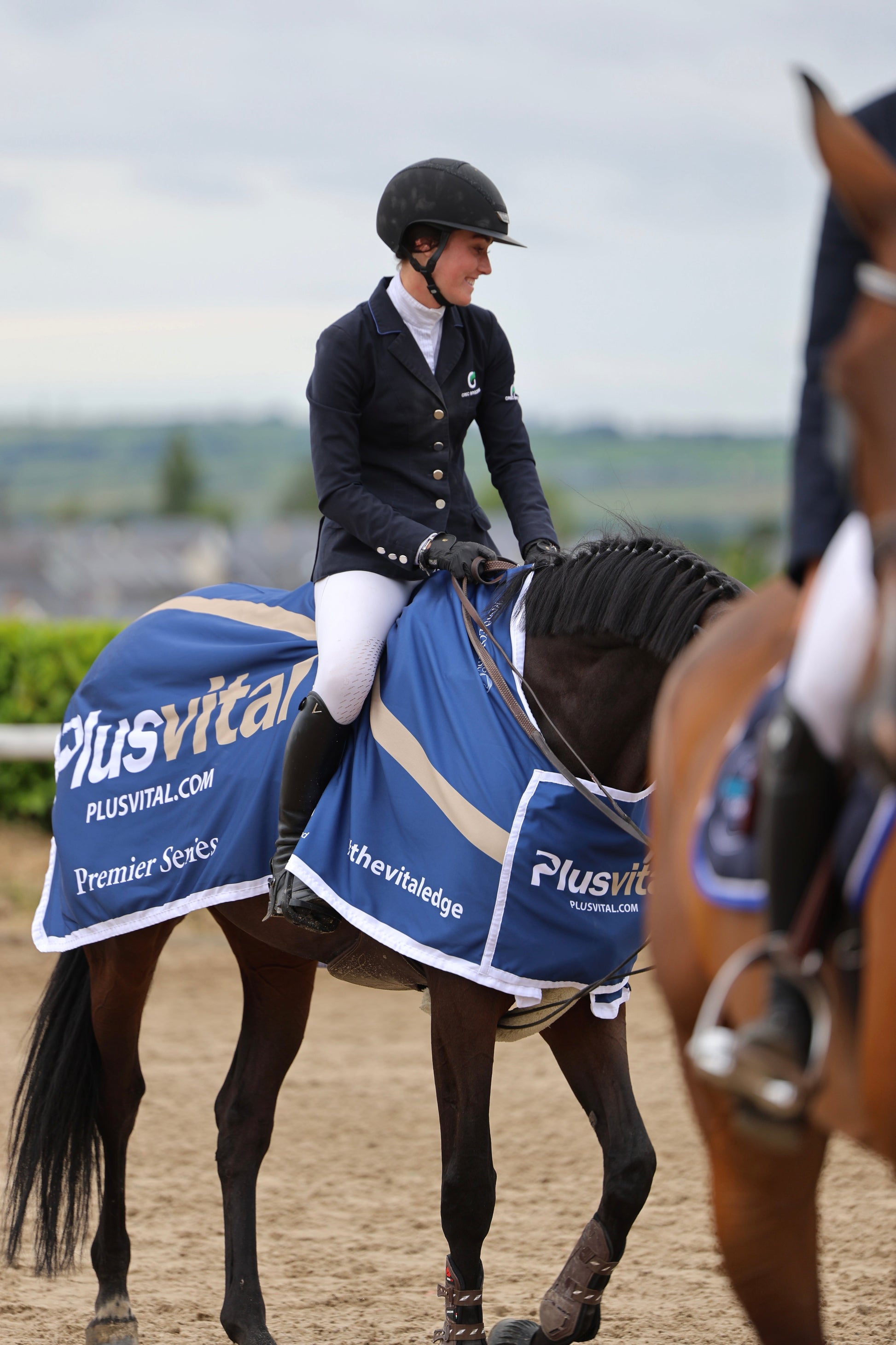 Niamh McEvoy Makes It 4 from 4 in the Plusvital Premier Series